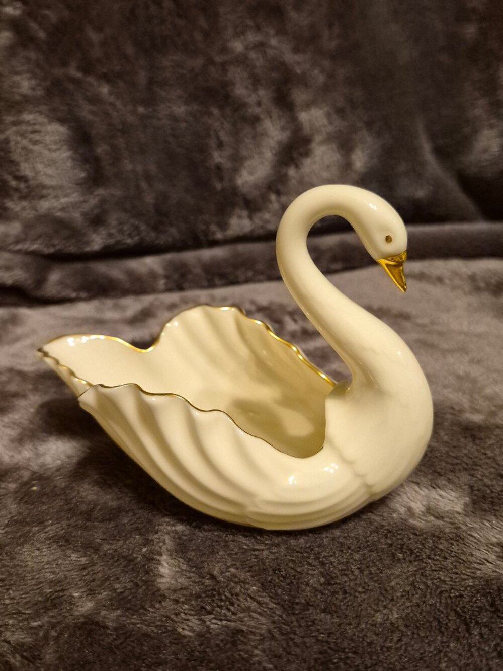 Lenox Ivory/Gold Trim Swan Trinket Ring Porcelain Ring Dish Holder USA